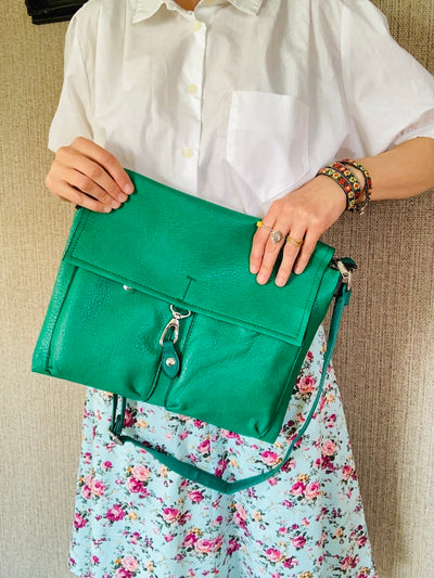 retro Tasche in grün aus Lederimitat mein herzblut dein online shop für besondere Dinge zum anziehen.