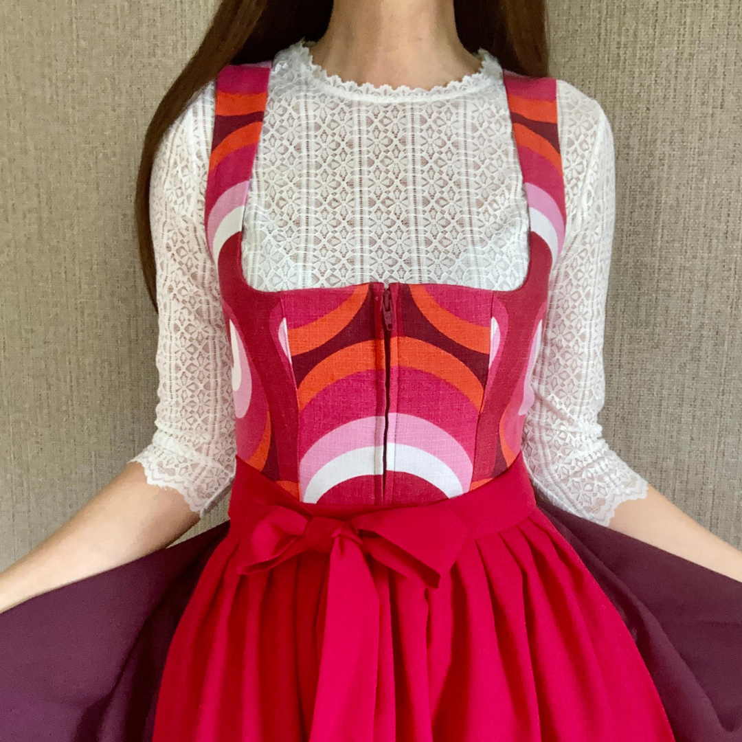 Ein Dirndl kaufen von mein herzblut macht glücklich 