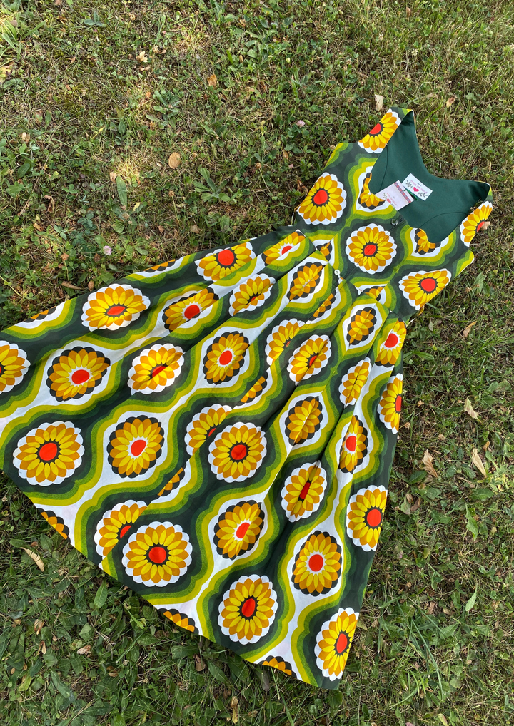 Dirndl "Sonnenblume"