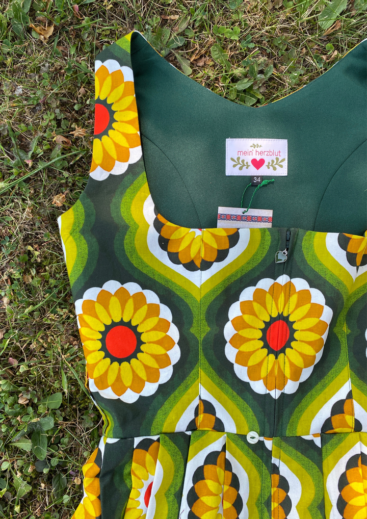 Dirndl "Sonnenblume"