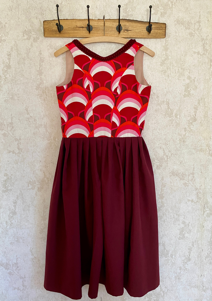 Dirndl "rote Liebe"