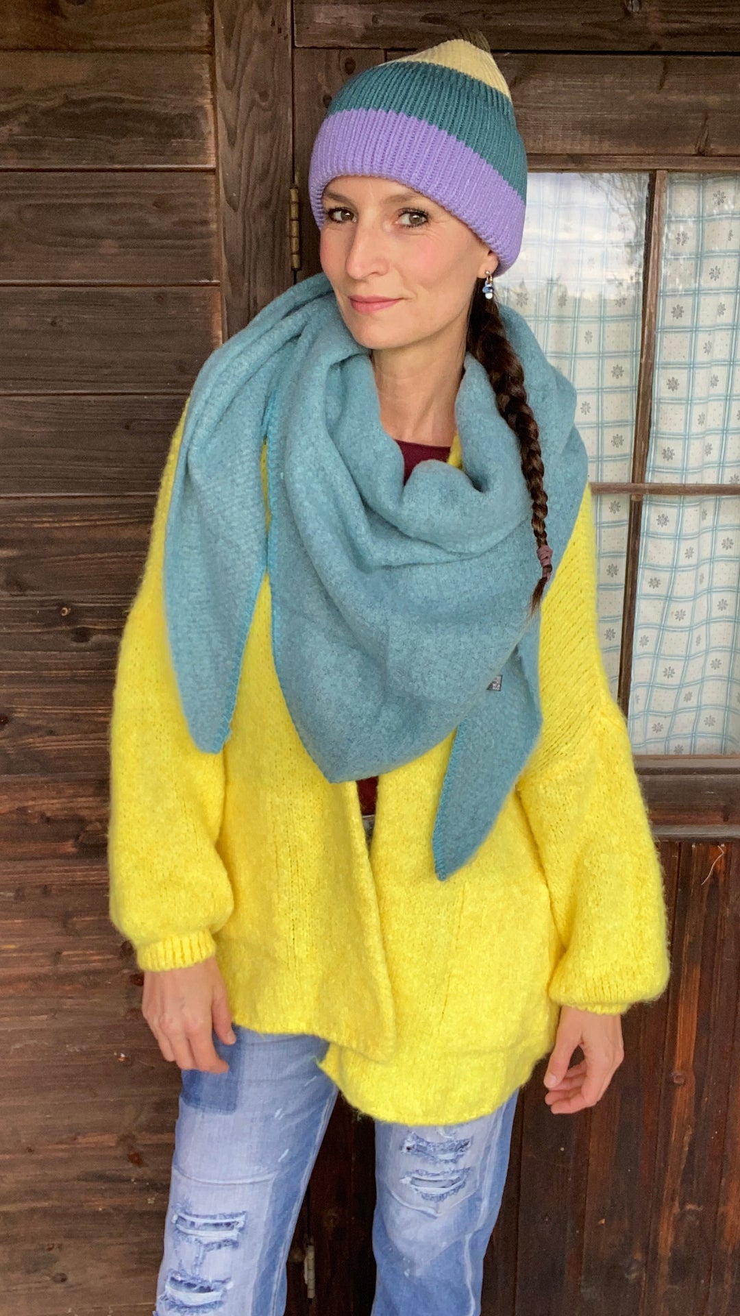 Strickjacke in gelb, Mütze gestreift, Dreiecksschal super warm und soft.