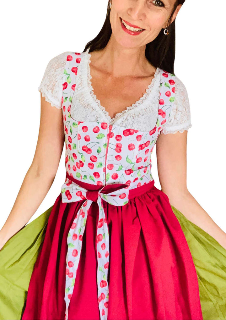 Dirndl Bluse Schulterfrei mit Rüschen mein herzblut shop