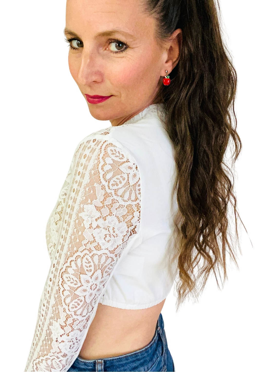 Langarm Dirndl Bluse in weiß aus Spitze