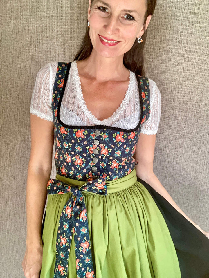 Spitzenbluse Dirndlbluse V-Ausschnitt in weiß