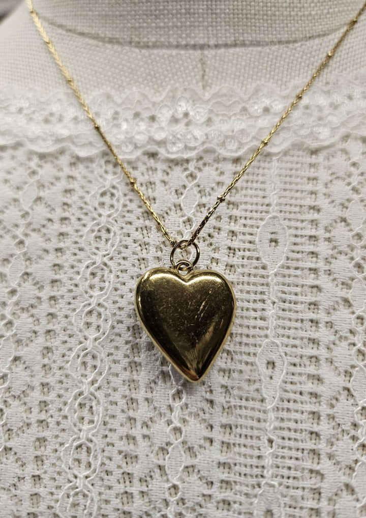 Dirndlschmuck