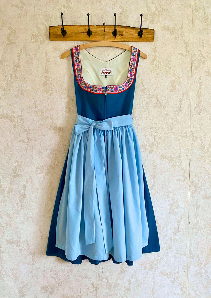 Herzblut Dirndl Borte