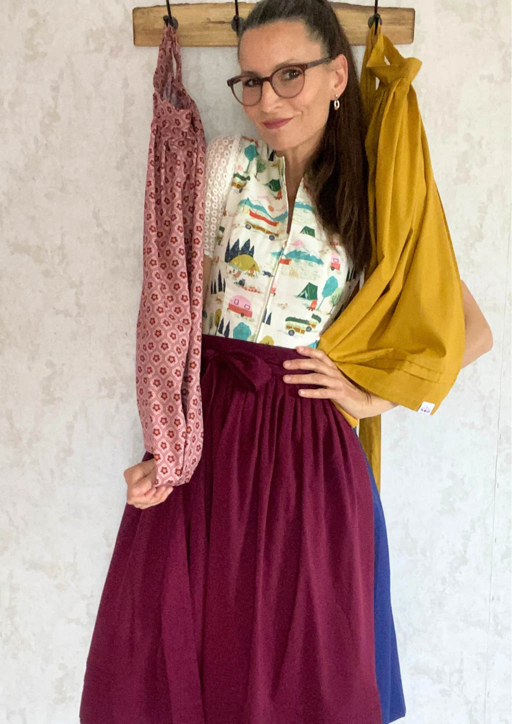 Dirndl Schürzen in 3 Farben