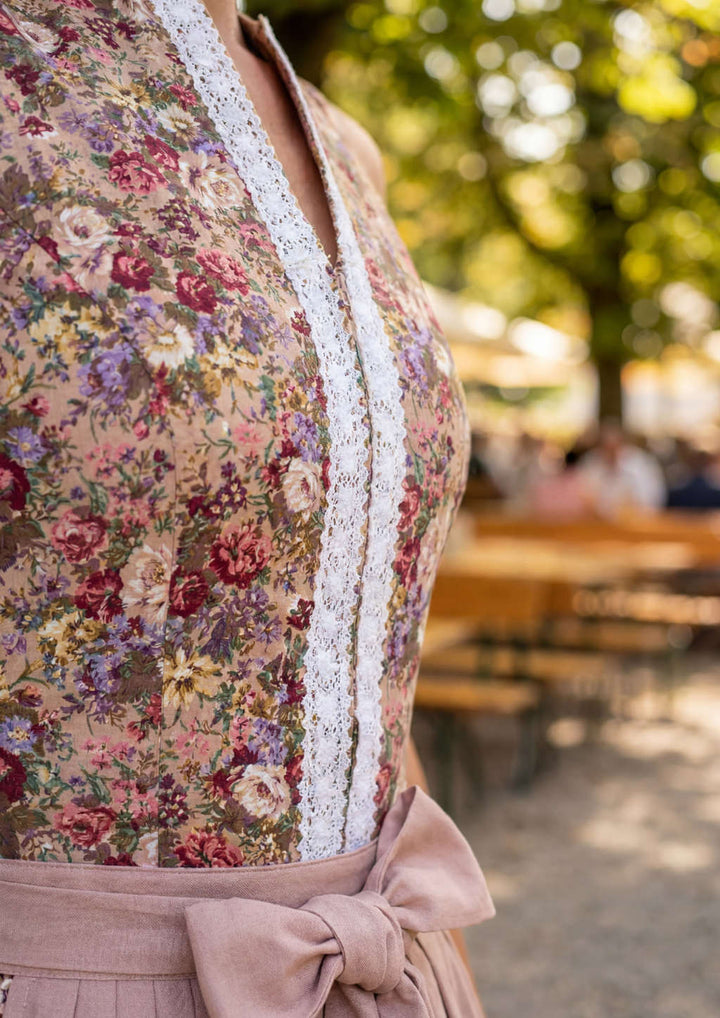 high-necked dirndl "will de Rose"