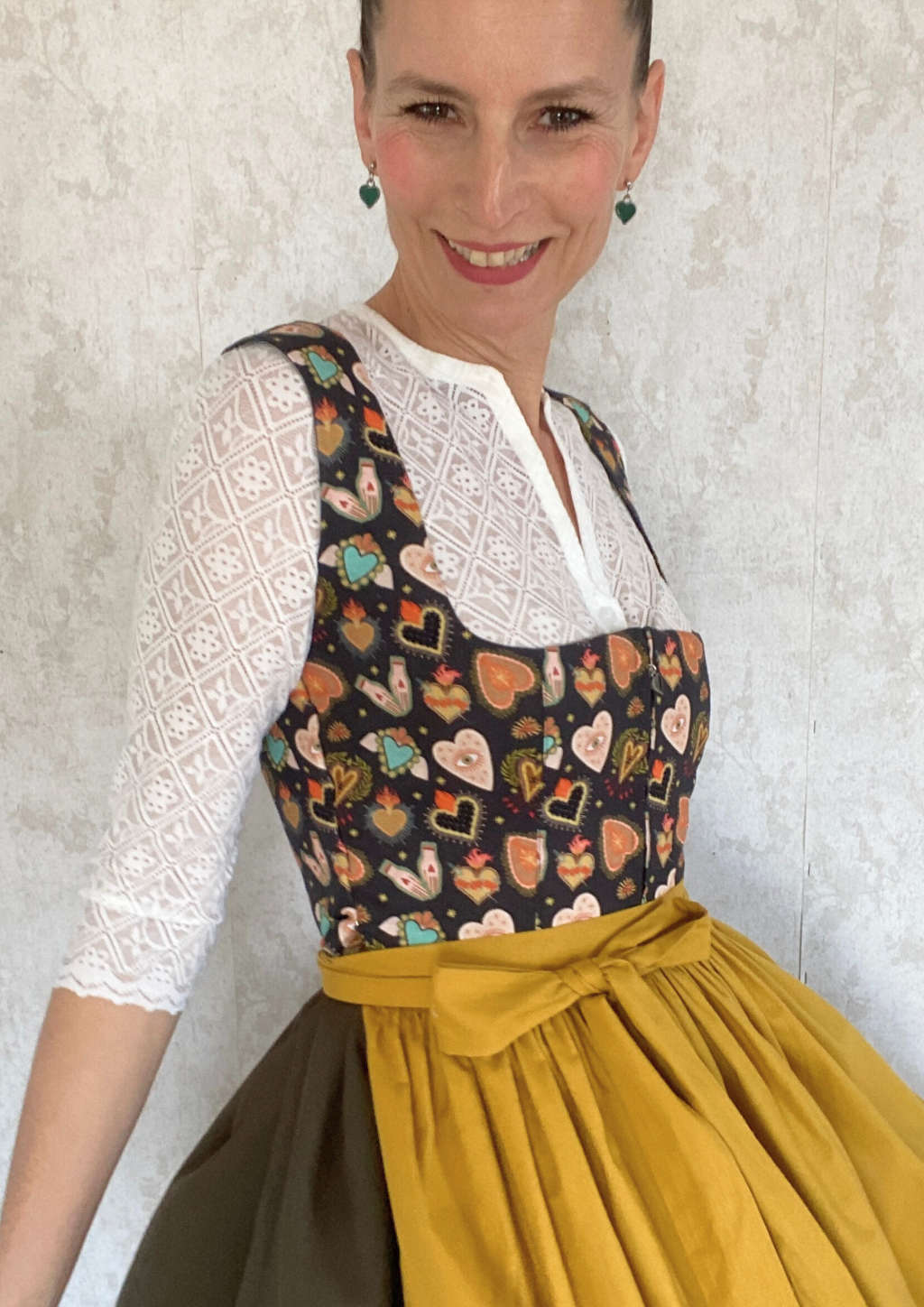 Dirndlbluse weiß langarm 
