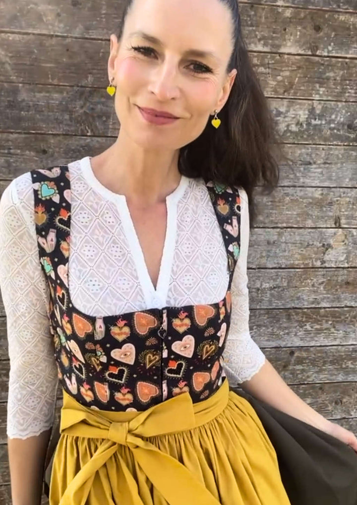 Dirndlbluse weiß