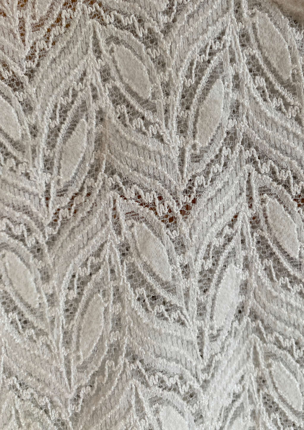 Detail Spitzenstoff Dirndlbluse Jasmin
