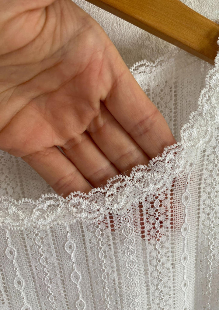 Dirndlbluse hochgeschlossen langarm