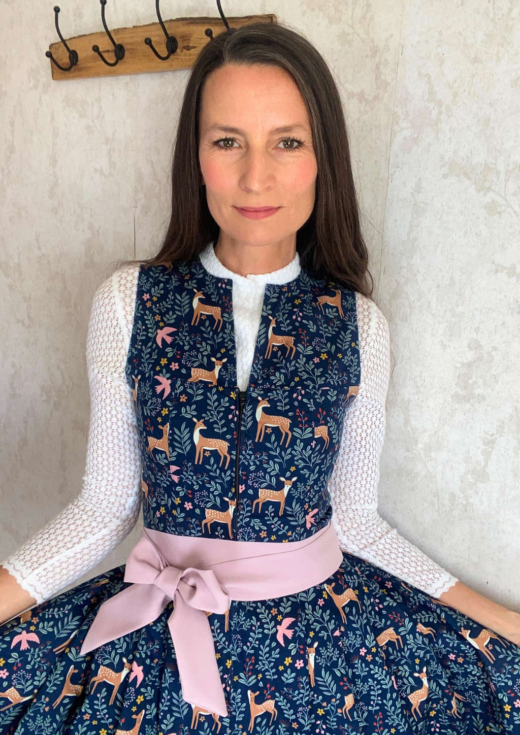 Dirndlbluse zu hochgeschlossenen Dirndl 