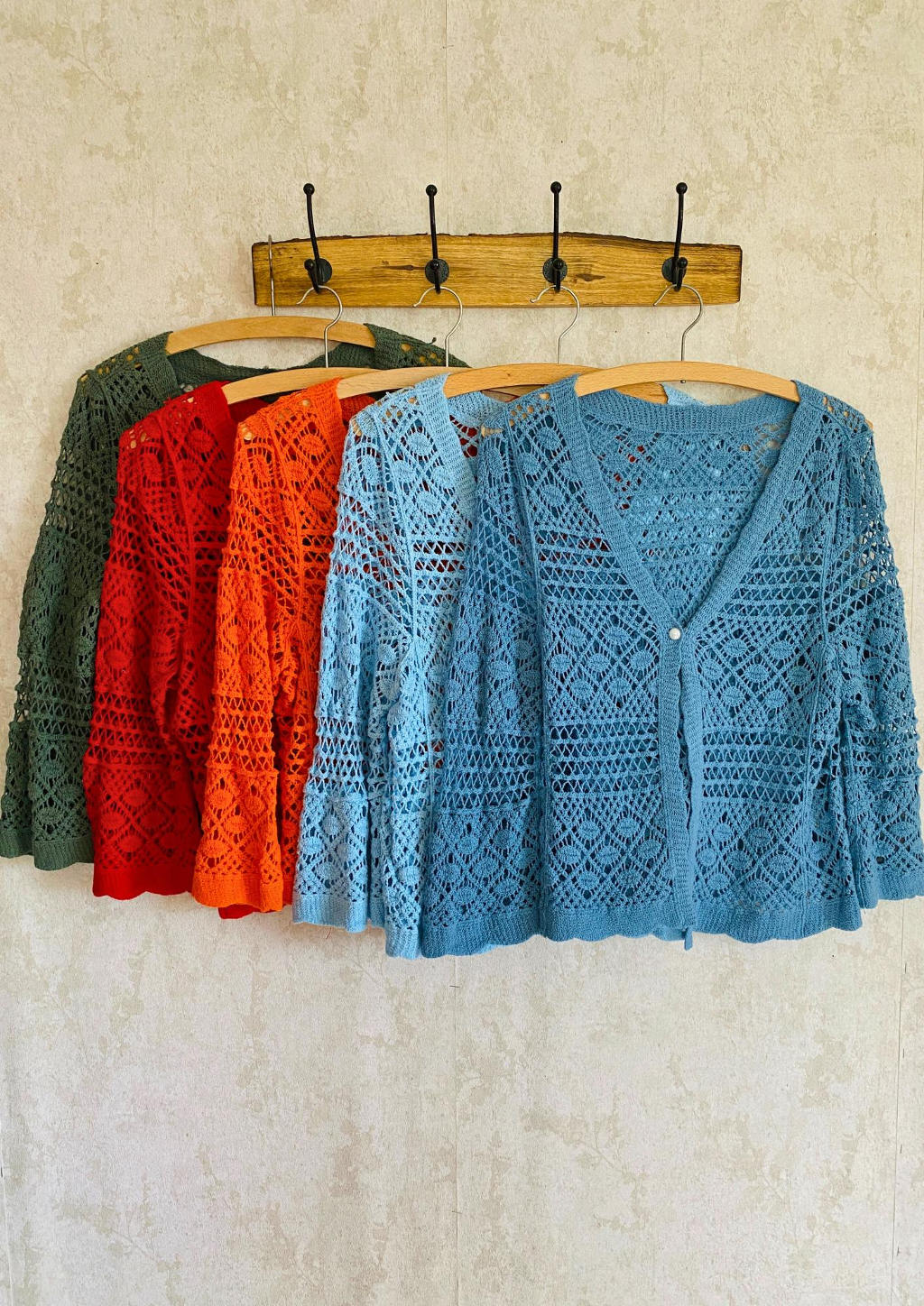 Häkel Cardigan in bunten Farben 