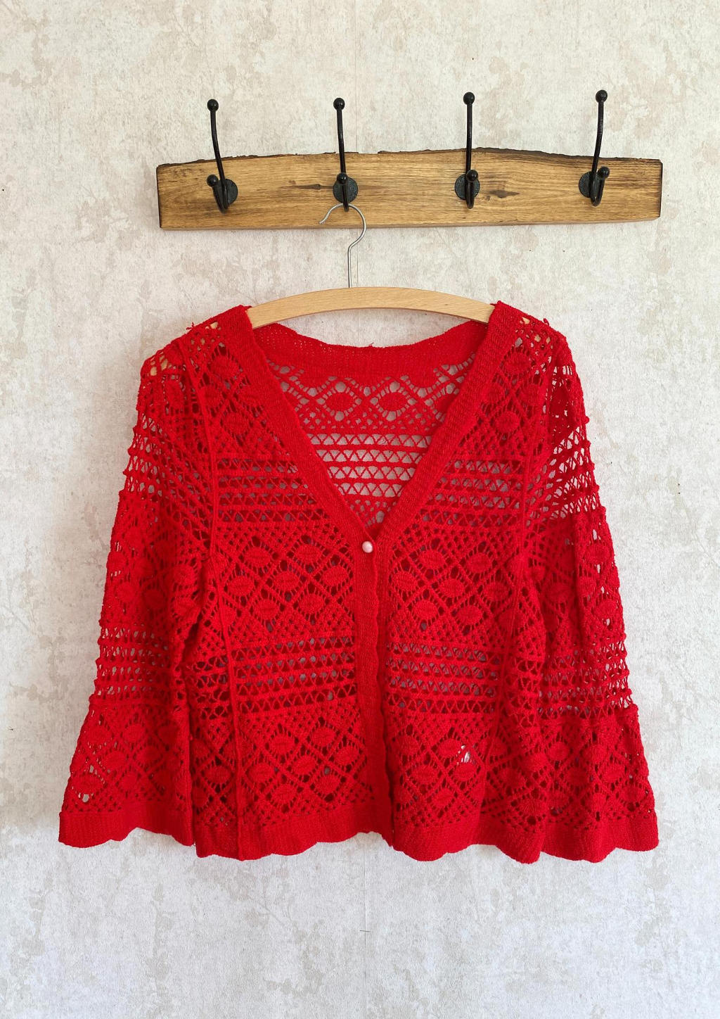 Häkle Strickjacke in knalligen rot