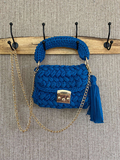 Ausgefallene Häkeltasche in blau Mode Niederbayern