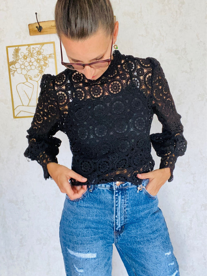 Häkeltop in schwarz 