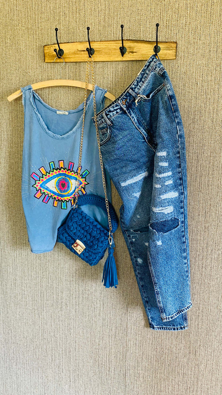 Outfit in blau shirt Tasche und Jeans Hose Damen 