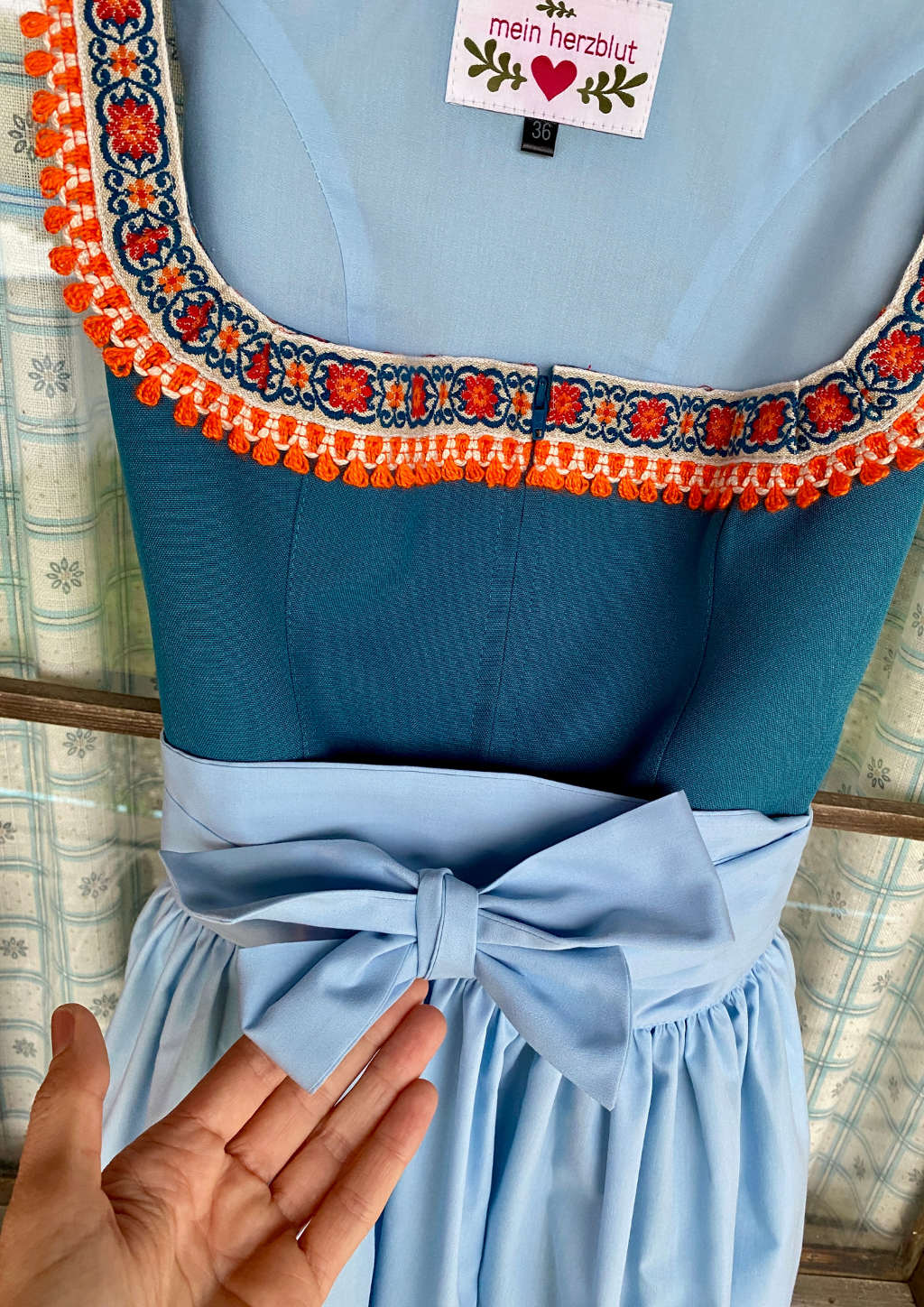 Retro Vintage Dirndl 