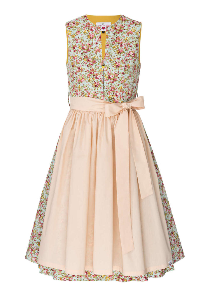 Dirndl romantisch mit rosa Schürze