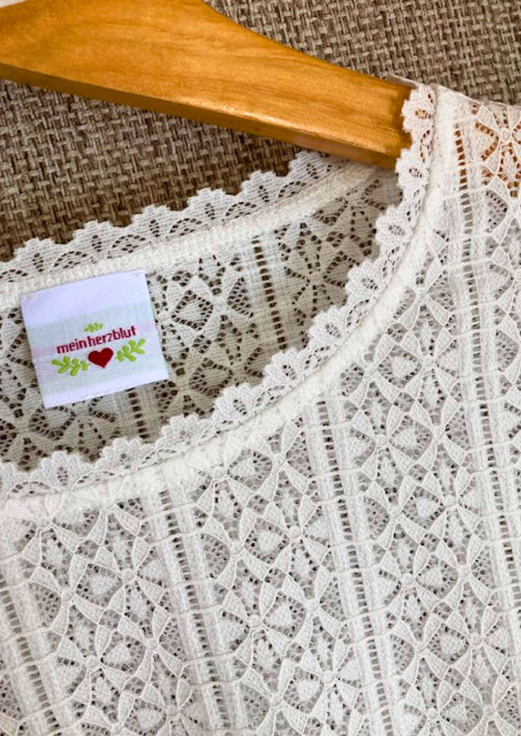 Rundhals Dirndlbluse