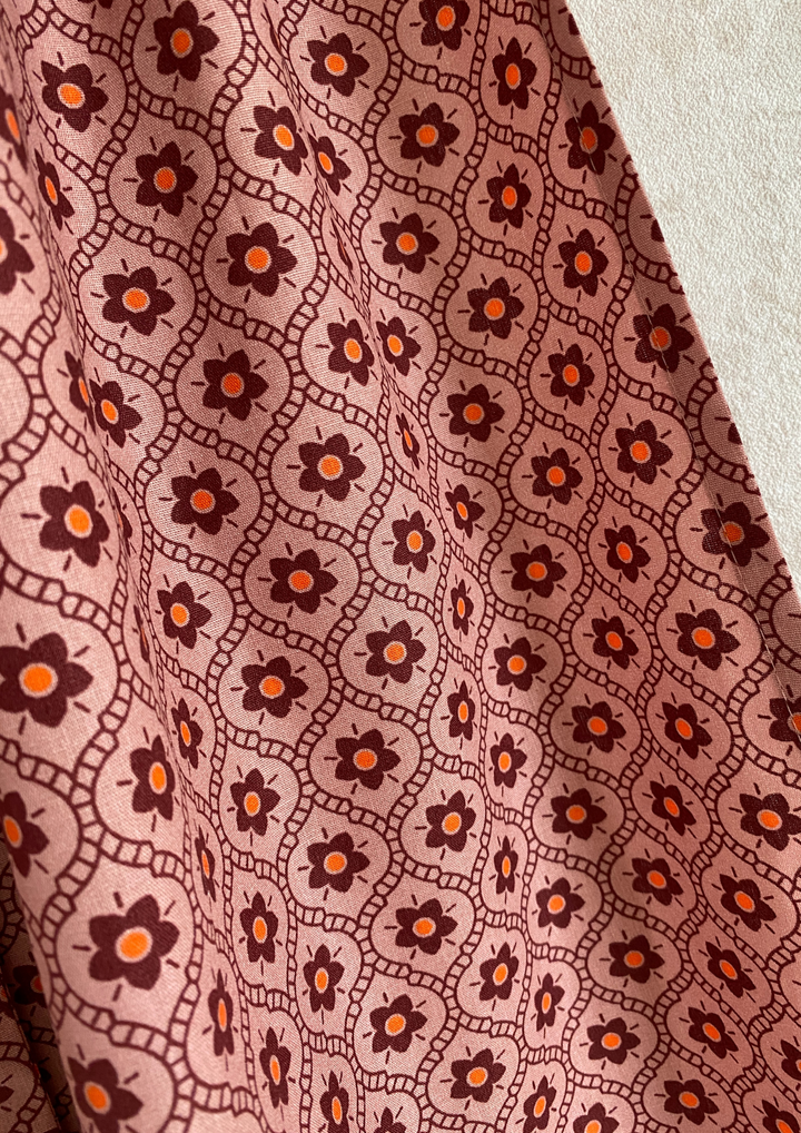 Gemusterterte Schürze fürs Dirndl