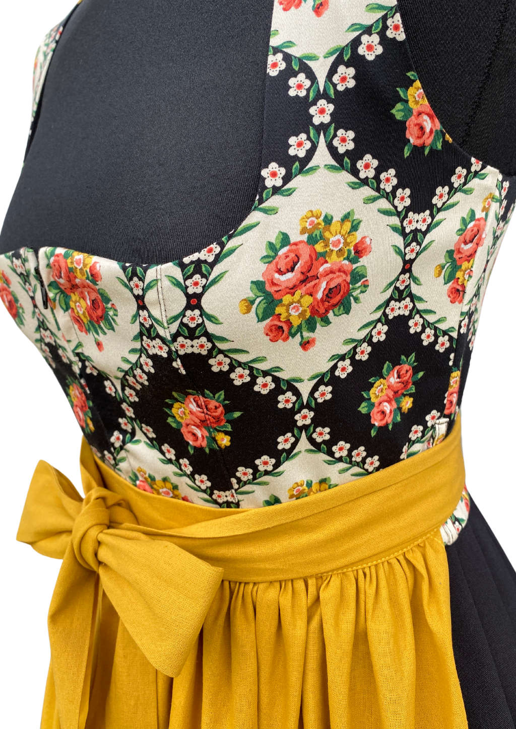 Rosendirndl Vintage Stil gelb mit retro Rosen 