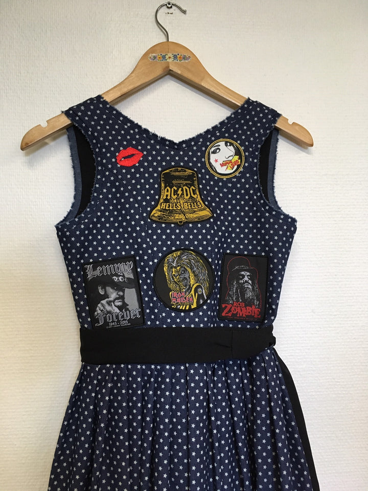 Dirndl Heavy Metal