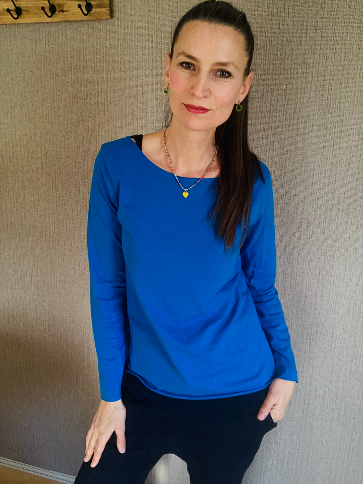 Longsleeve in bayrischen Blau für Oktoberfest