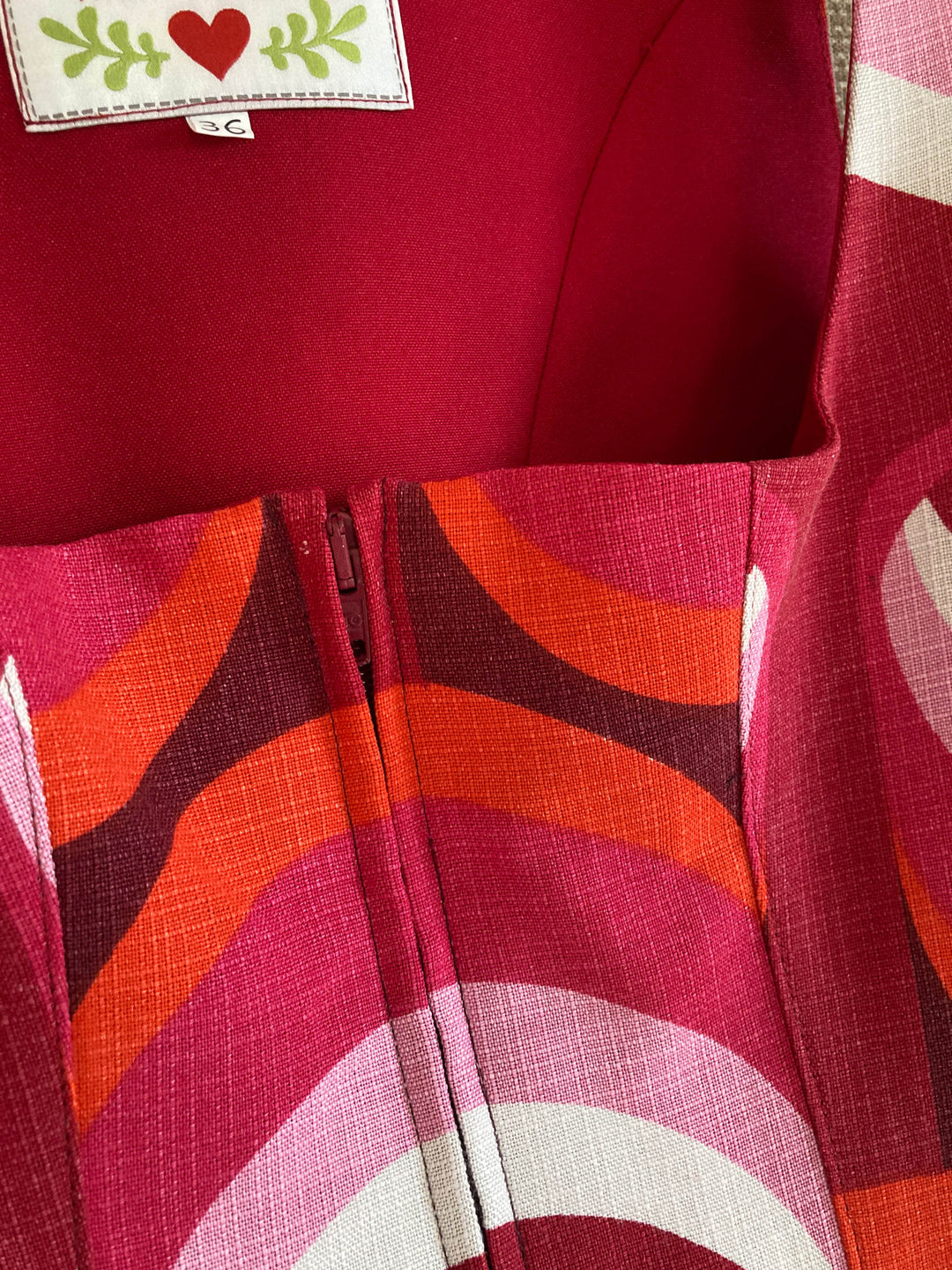 Rot orange Dirndl mit Pink