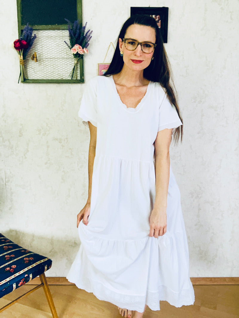 Herzblut Kleid in weiß Niederbayrischer Shop online Shop