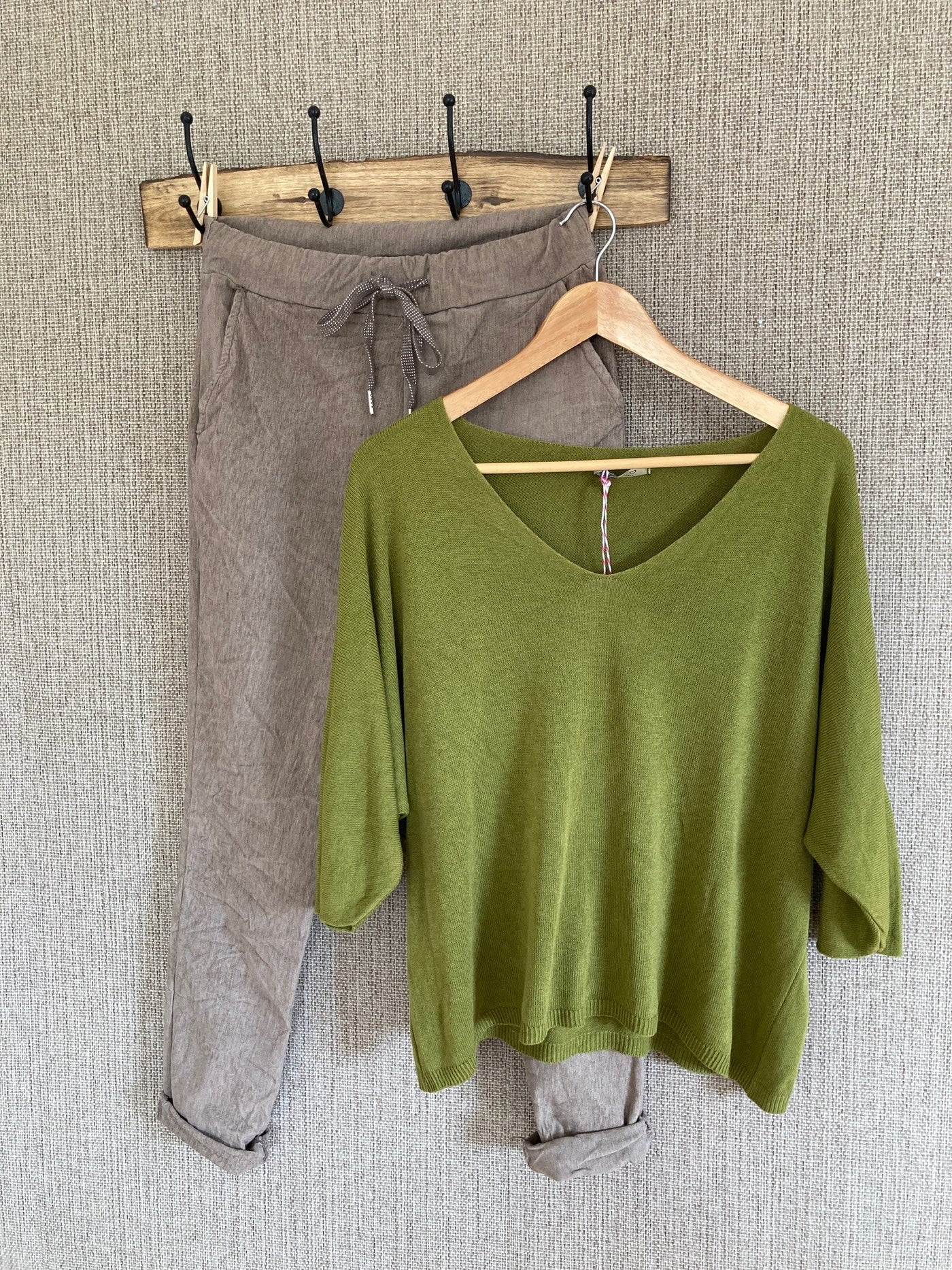 Sweater &amp; blouse